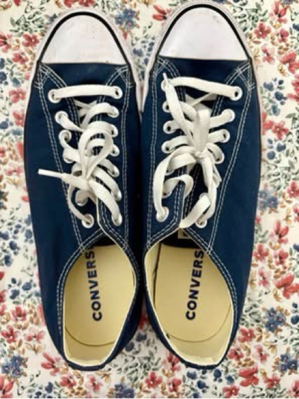 Blue Converse Tennis Shoes